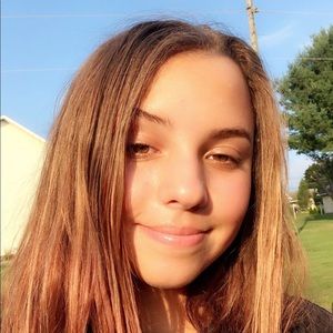 Meet your Posher, Makena